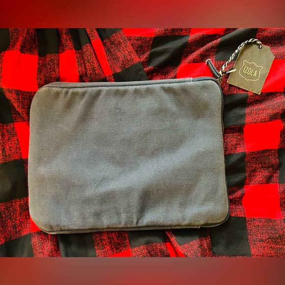 Anchor ⚓️ Pouch:Banana Republic - Picture 3 of 4